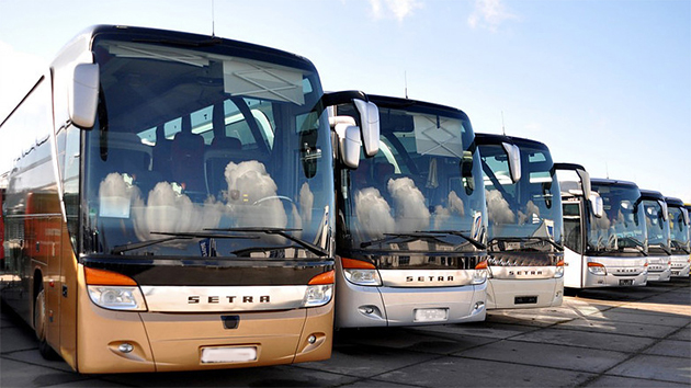 santorini buses car and driver 